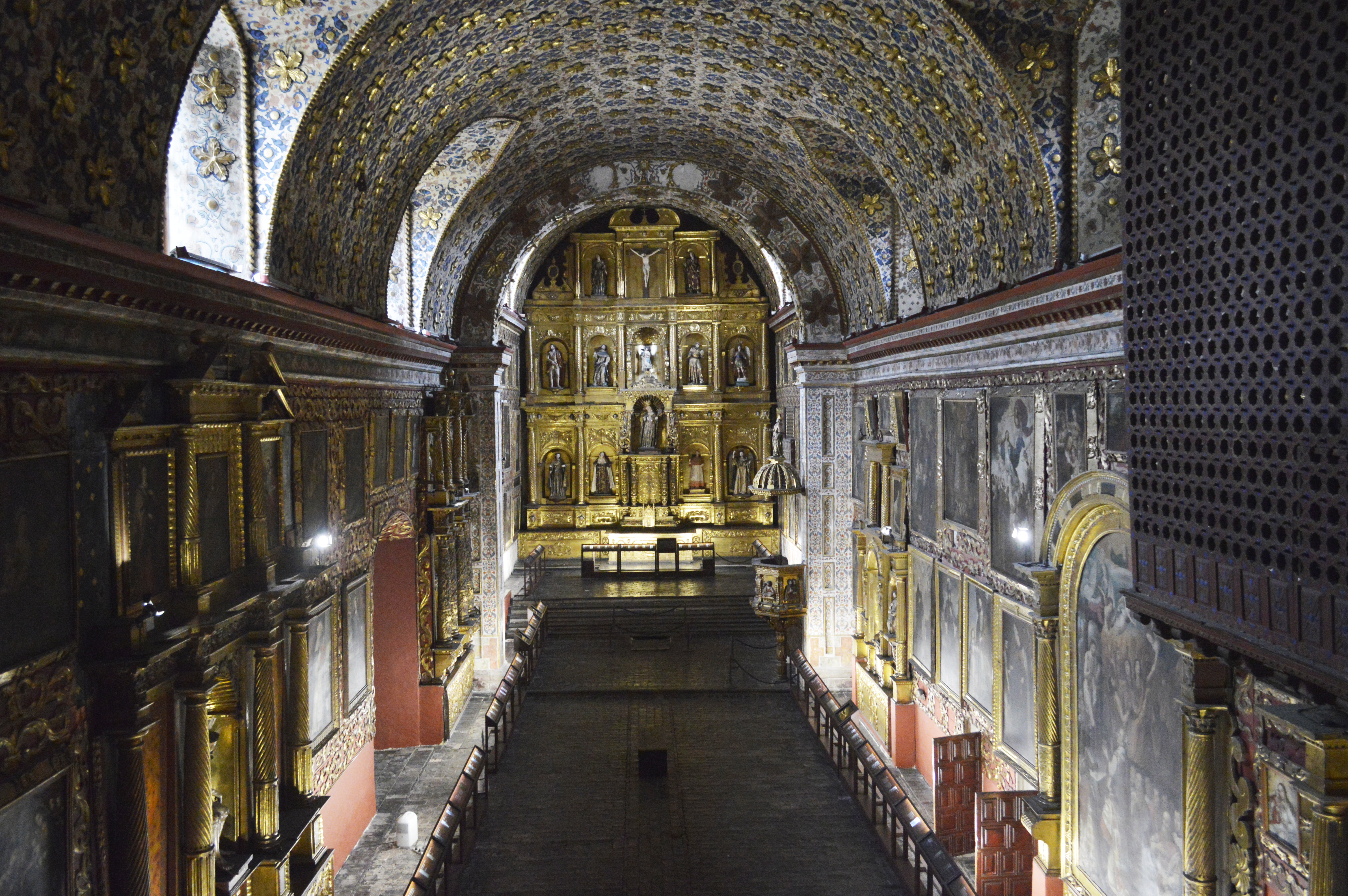 Nave central